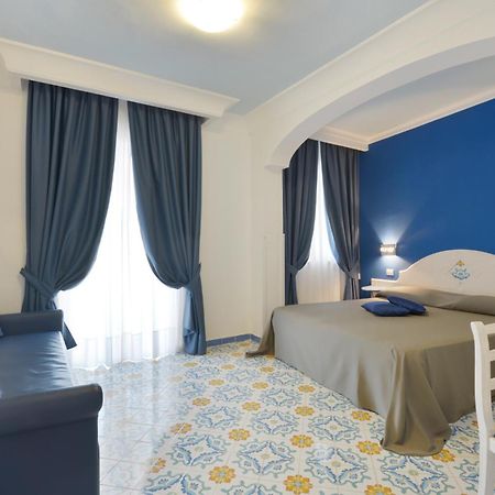 La Pineta Hotel Beach & Spa Acciaroli Zimmer foto
