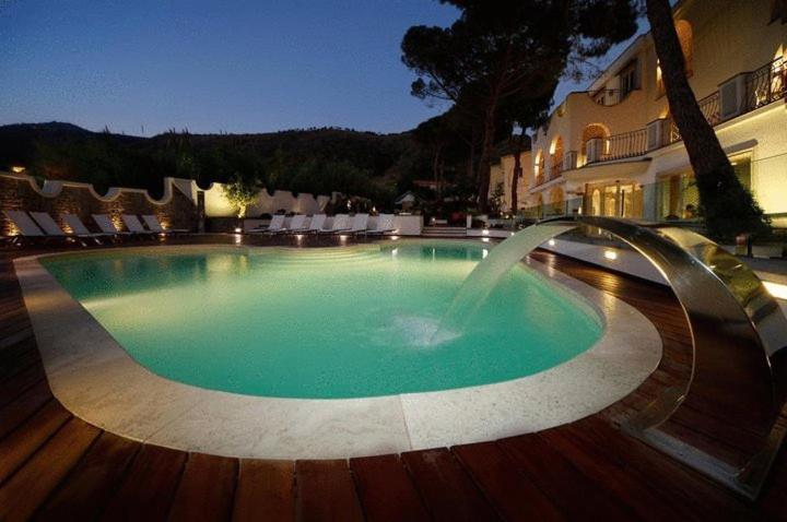 La Pineta Hotel Beach & Spa Acciaroli Exterior foto