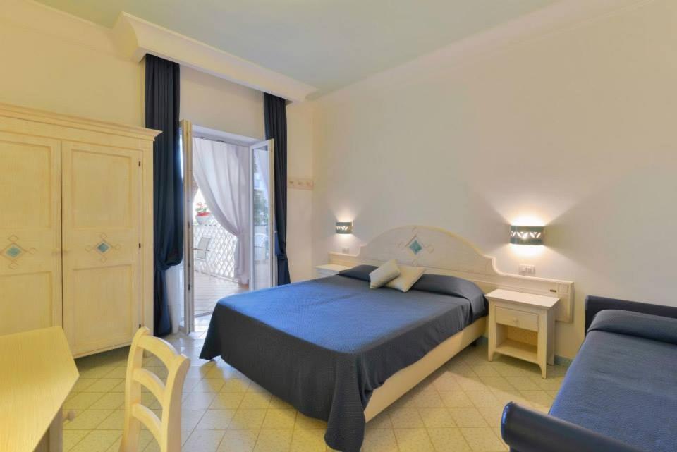 La Pineta Hotel Beach & Spa Acciaroli Zimmer foto