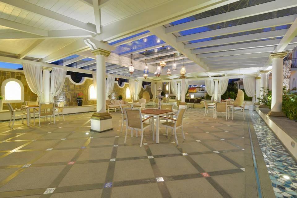 La Pineta Hotel Beach & Spa Acciaroli Exterior foto